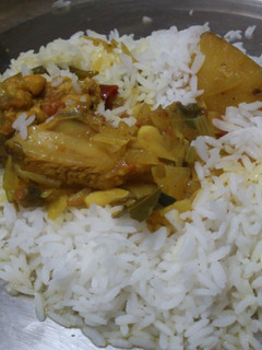A picture of Kosha murgir mangsho (Stirred Chicken Curry...the Bong version).