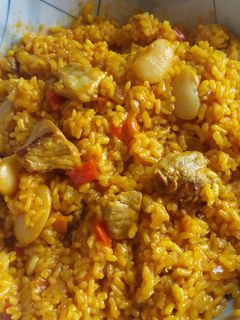 Una foto de Arroz con carne