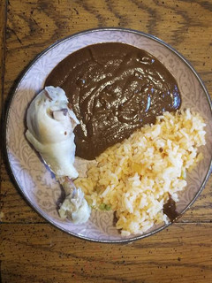 Una foto de Mole doña maría de mi mamá