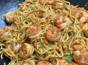 Foto de Noodles de Camarão ao Curry