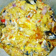 A picture of Garden egg sauce.