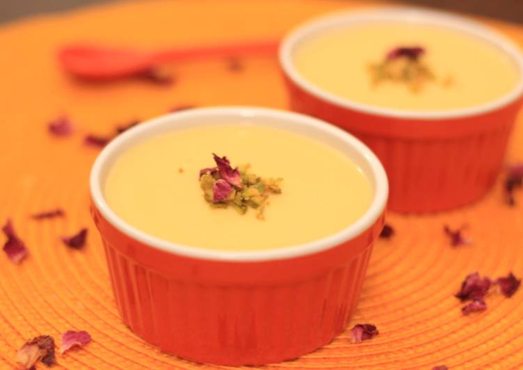 Bhapa doi (Mango flavoured steam yogurt)