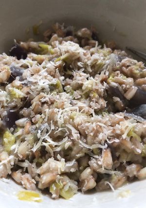 A picture of Leek spelt risotto.