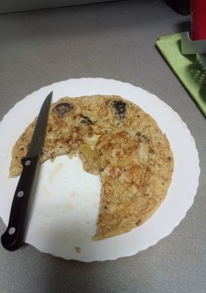 Una foto de Tortilla de morcilla