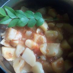 A picture of Aloo tamatar ki sabzi.