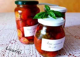 Roșii aromate în ulei
