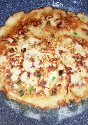Hình của món Bánh Xèo Nấm Kim Châm Hàn Quốc.