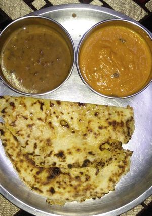दाल मखनी (dal makhani recipe in Hindi) रेसिपी मुख्य फोटो