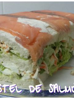 Una foto de Pastel de salmón