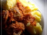 Хек тушкований з овочами в томатному соусі