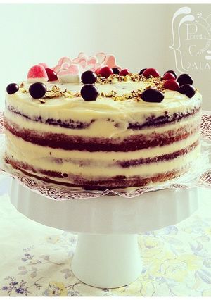 Foto principal de Naked Cake de cumpleaños (zanahoria-plátano) 