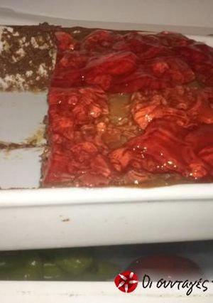 Φωτογραφία της συνταγής Εύκολο μπισκοτογλυκό με κρέμα ζαχαροπλαστικής