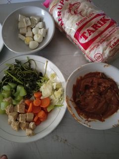 Foto resep Gado-gado / pecel dari selai kacang