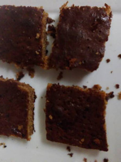 Una foto de Brownie de chocolate con nueces