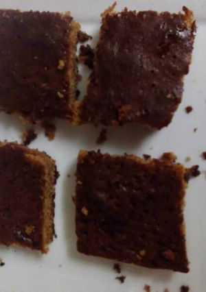 Una foto de Brownie de chocolate con nueces