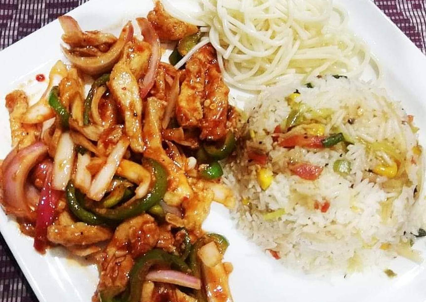 Chicken chilli dry with fried rice and noodles