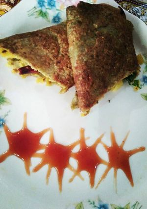A picture of Whole moong dal &oats cheela stuffed with potato &paneer.