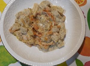 Foto principal de Calabacín y zanahoria con pesto de ajo y perejil con n. pecanas