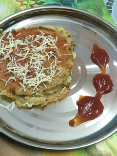 સેન્ડવીચ ઉતપમ(sandwich uttapm recipe un Gujarati) રેસીપી મુખ્ય ફોટો