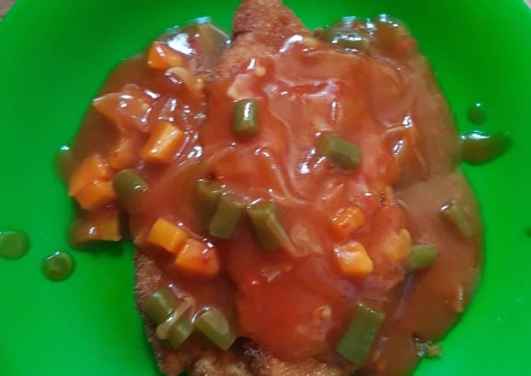 Chicken katsu with steak sauce