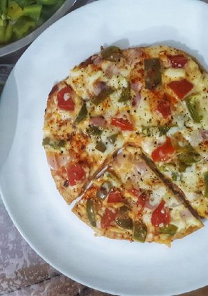 A picture of Whole wheat flour Pizza.