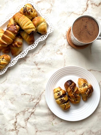 Cara Gampang Membuat Resep Roti Isi Pisang Coklat Mini yang Enak Banget Anti Ribet, Sempurna