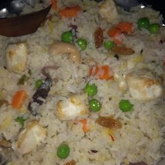 A picture of Shahi pulav.