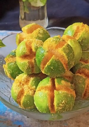 A picture of No Cook No Oil Lemon pickle.