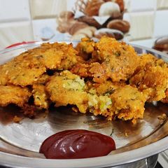 A picture of Moong dal pakora.