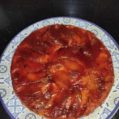 A picture of Apple Caramel Upside Down Cake 🍰🍰.