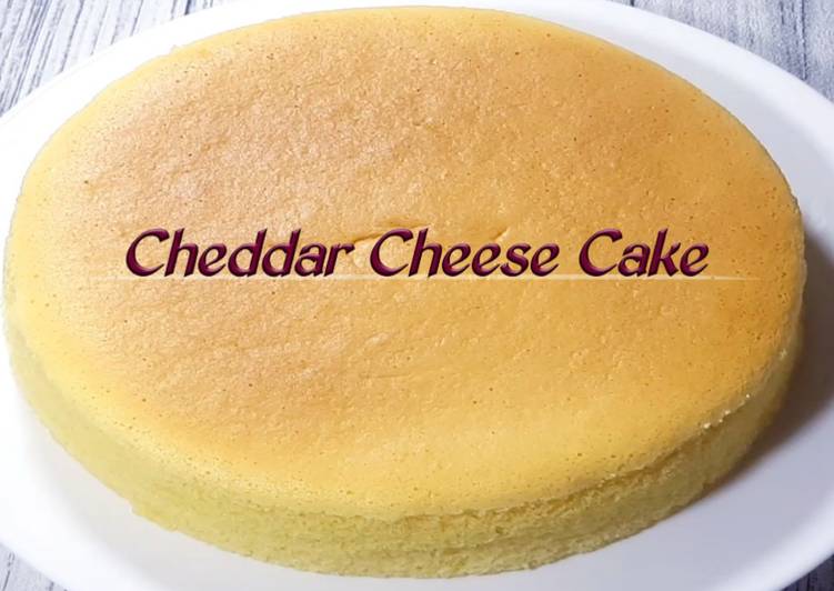 Langkah Mudah untuk Menyiapkan Cheddar Cheese Cake Anti Gagal