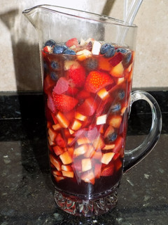 Una foto de Ponche de frutas rojas para Las Fiestas