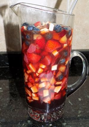 Una foto de Ponche de frutas rojas para Las Fiestas