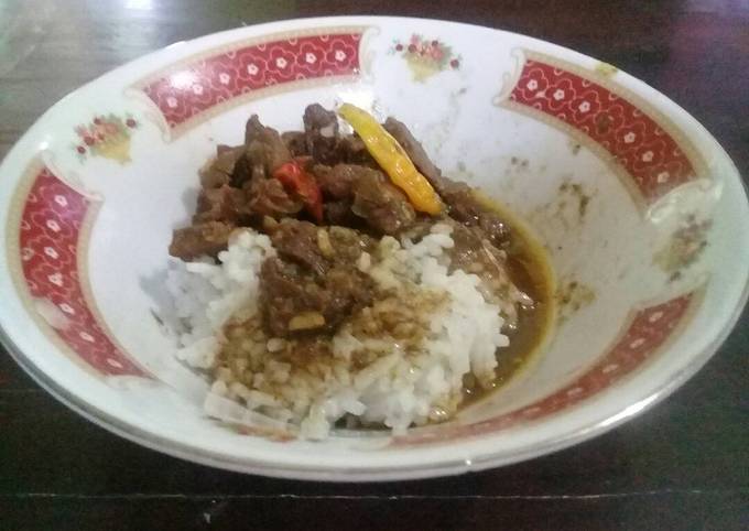 Resep Rawon Daging Sapi oleh widya ningrum - Cookpad