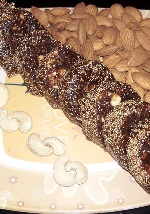 A picture of Khajur ki burfi.