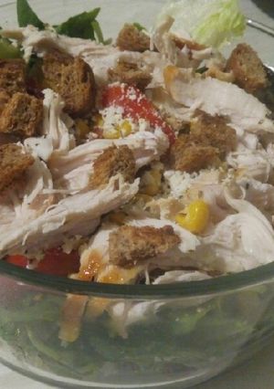 Φωτογραφία της συνταγής Σπιτική caesers salad για δίαιτα! (σαλάτα με κοτόπουλο)