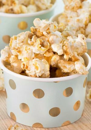 A picture of Cracker Jack.