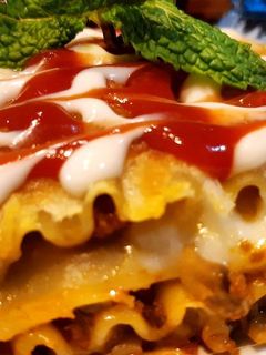 عکسی از دستور لازانیا گوشت😋