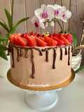 Drip cake chocolat noir fraise
