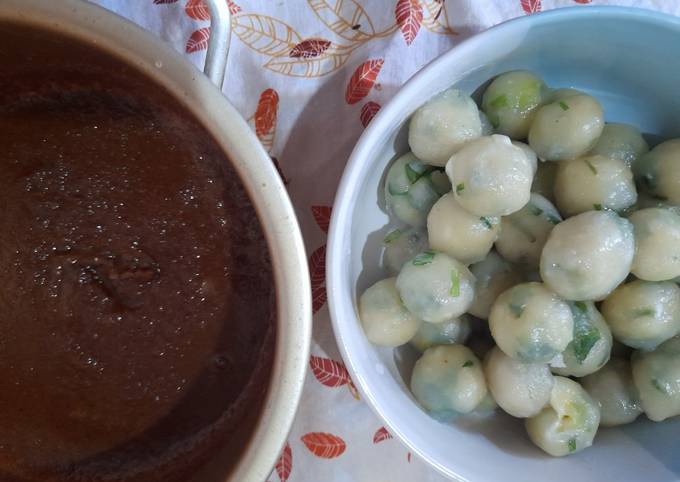 Bagaimana Membuat Cilok kuah kacang Anti Gagal