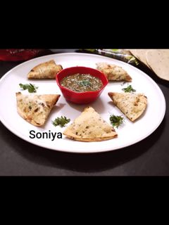 पापड़ समोसा (papad samosa recipe in hindi) रेसिपी मुख्य फोटो