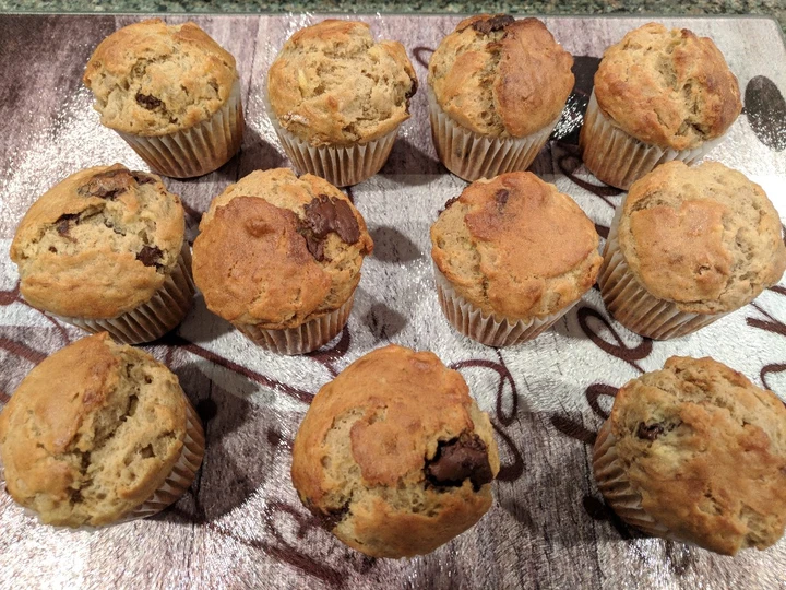 Cara Sederhana Menyiapkan Resep  Banana Raisin/Choco Chip Muffin yang Enak, Lezat Sekali