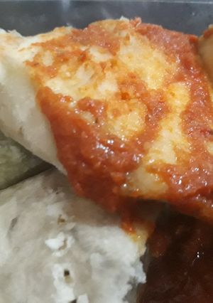 A picture of Yam with sauce.