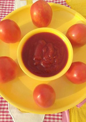 A picture of Tomato sauce.