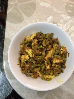 Beans with Paneer रेसिपी मुख्य फोटो