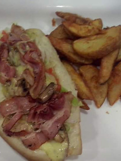 Una foto de Hot dog especial