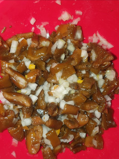 Una foto de Ensalada de cochayuyo con cebolla y ají