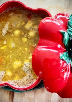 Una foto de Sopa especial de verduras y alubias