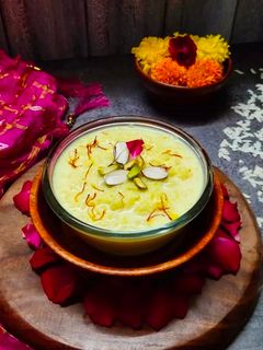 દૂધ પૌંઆ (Dudh Poha Recipe In Gujarati) રેસીપી મુખ્ય ફોટો