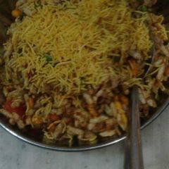 A picture of भेल.